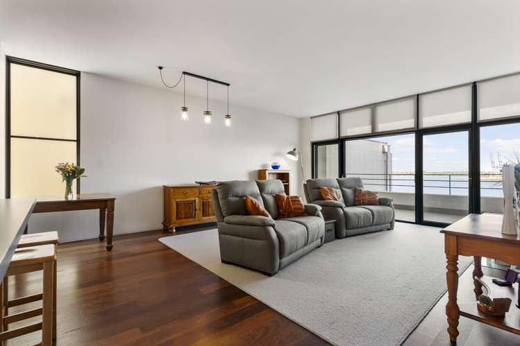 102/45 Stanley Point Road_4