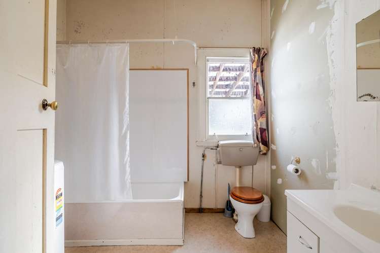 24 Main Street Pahiatua_8