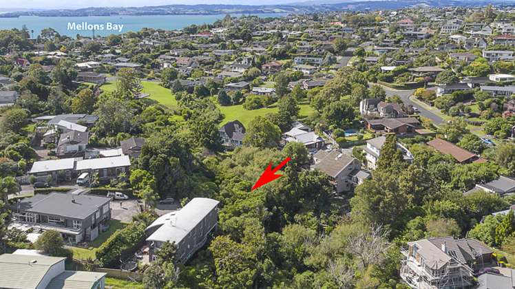 20a Oliver Twist Avenue Mellons Bay_24