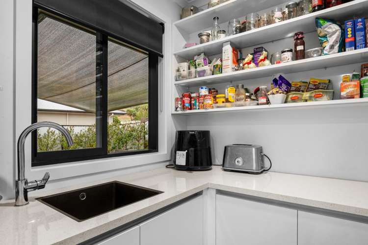 76 Shields Street Clyde_5