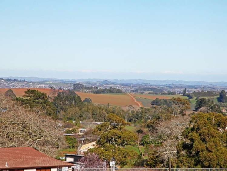 2 Bernora Crescent Bombay_5