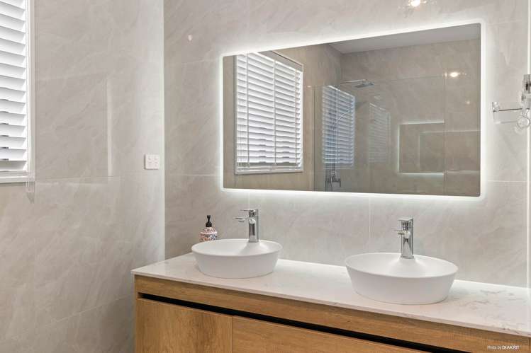 36A Kingsclere Place Goodwood Heights_5