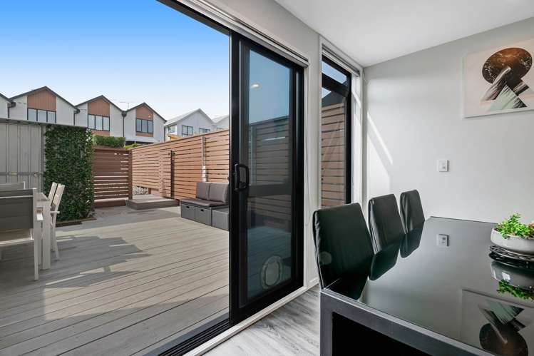 4 Orca Drive Stanmore Bay_9