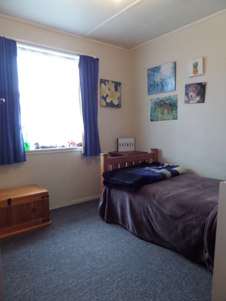 22 Hardie Grove Featherston_8