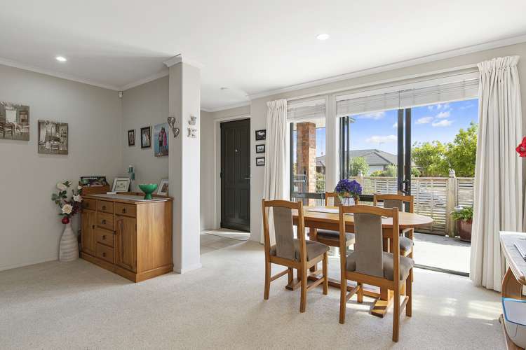 4 Parkside Drive Huntington_2