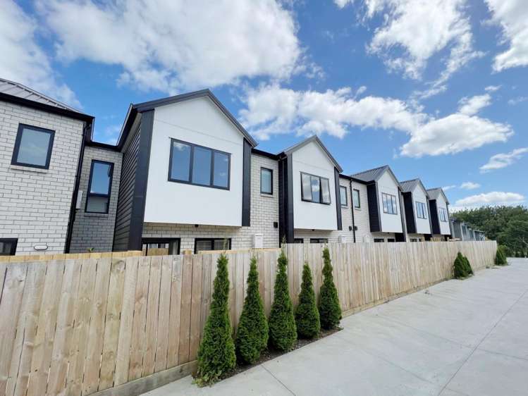 3/12 Charlemont Street 3295_12