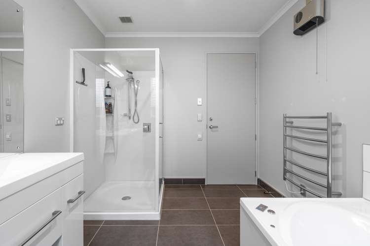 10 Northside Drive Waikiwi_13