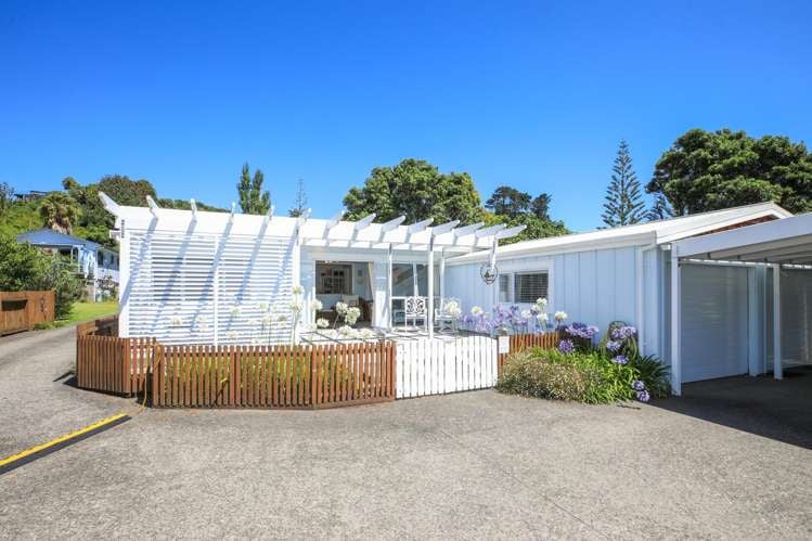 53 Pouewe Street Kawhia_2