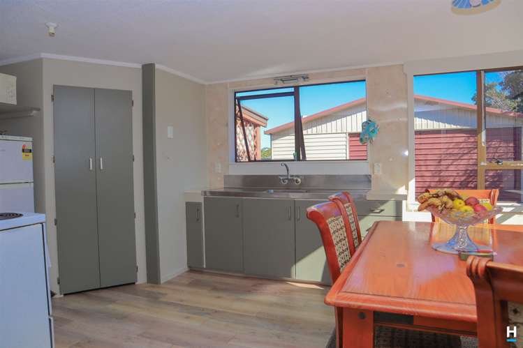 28 Firth Street Cobden_8