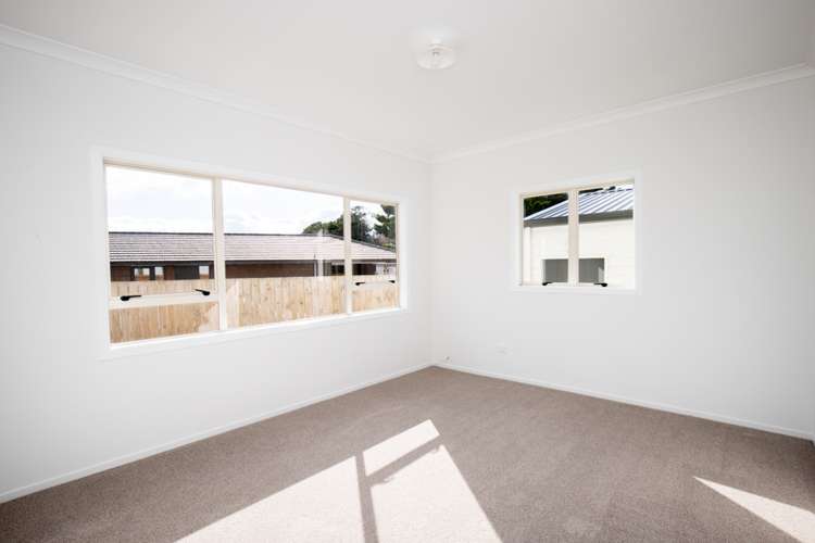 8 Fernleigh Street Kerepehi_5