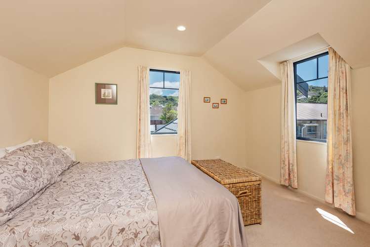 8 Samuel Parnell Road Karori_12