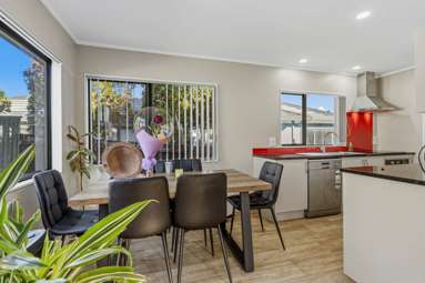 2/46 Graeme Avenue_2