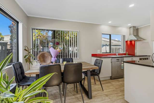 2/46 Graeme Avenue Mangere East_3