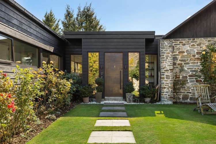 8 Bretby Court Jacks Point_9