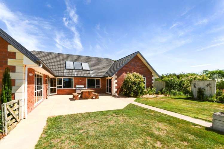 247 The Lake Road Leeston_13