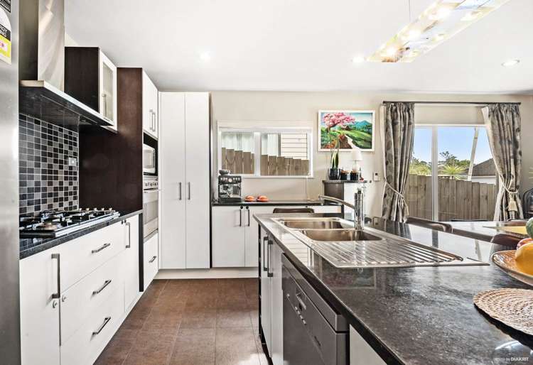 17 Wye Oak Drive Schnapper Rock_3