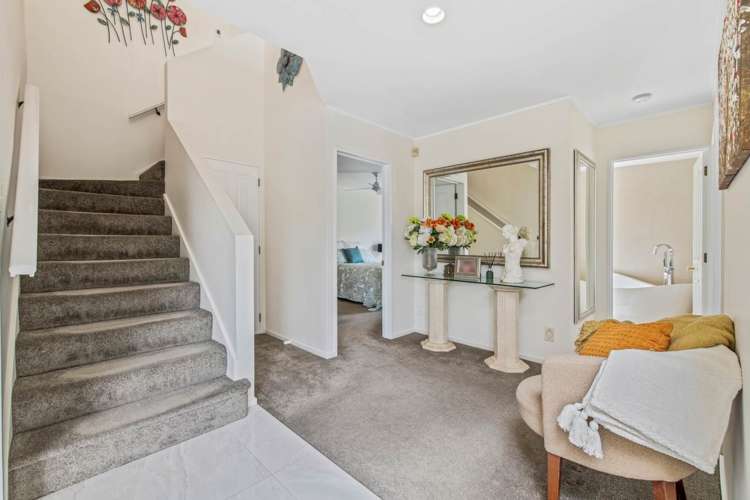 2/12 Westview Court Somerville_17