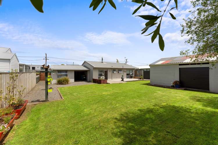 99 Seabury Avenue Foxton Beach_18