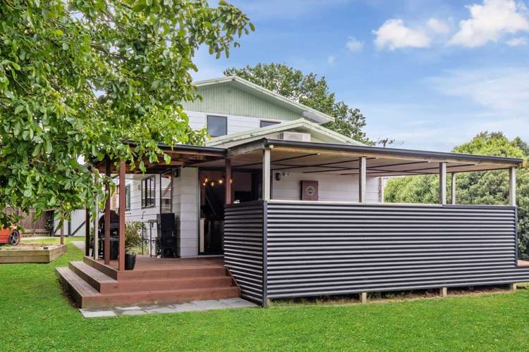 1891 Cambridge Road_0