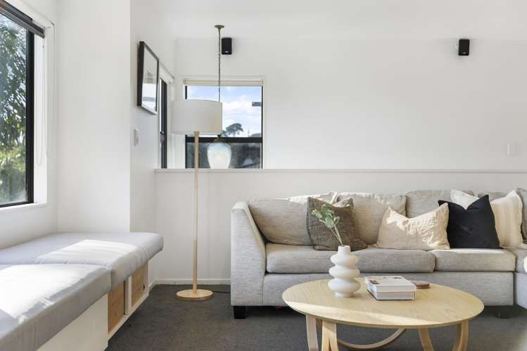 2 Pluto Place Beach Haven_12