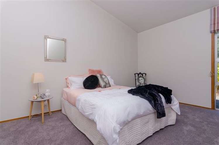 100 Ferry Road Martinborough_12