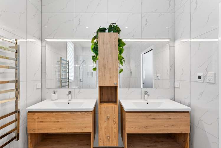 135 Thompson Road Bluff Hill_15