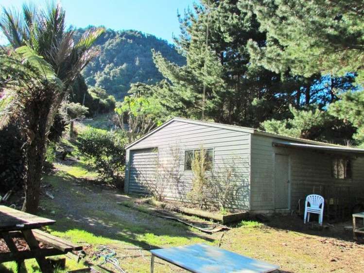 124 Victoria Street Whakatete Bay_3