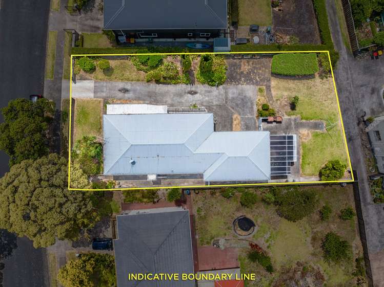 6 Yorkton Rise Mangere Bridge_17