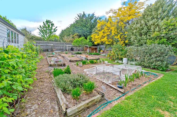 8 Saint James Street Southbridge_14