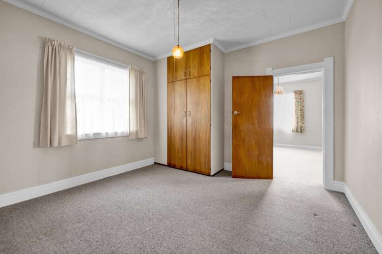 16 Layard Street Opunake_12