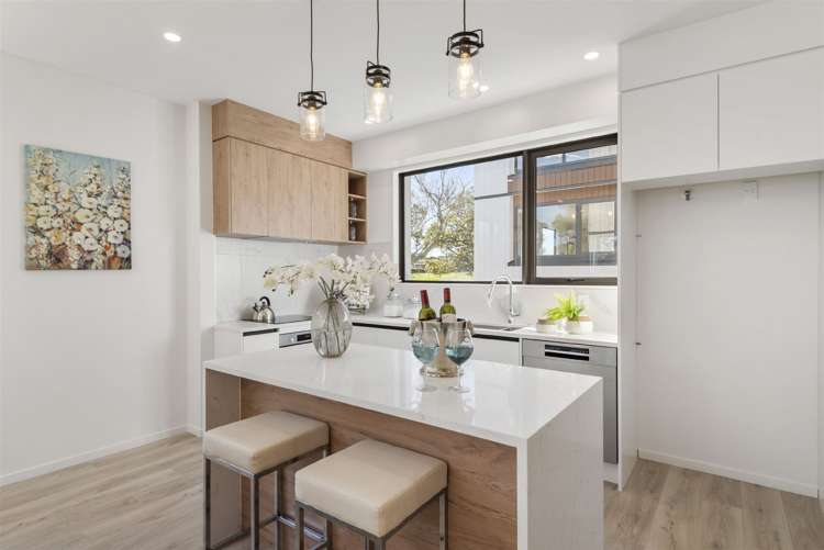 8/14 Williamson Avenue Belmont_16