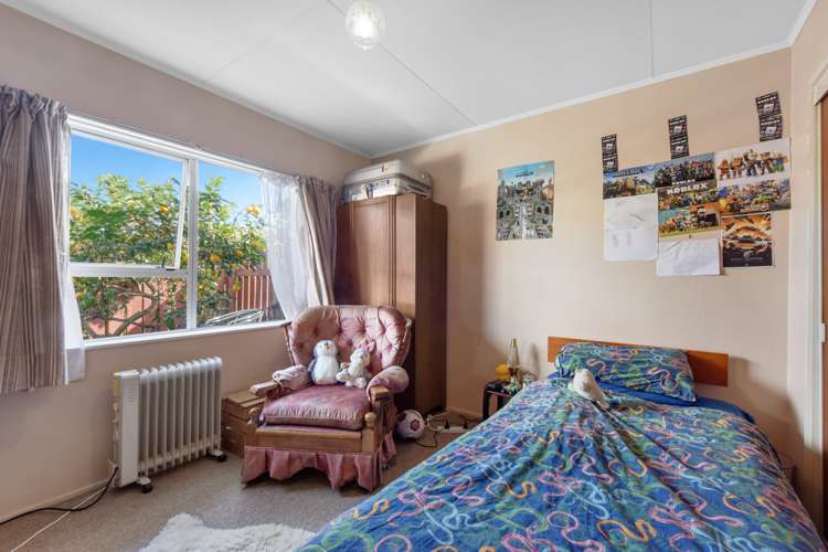 2/8 Exeter Street Stoke_7