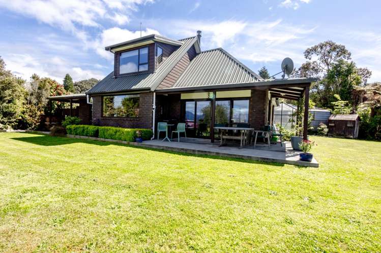 1 and 3 Back Creek Road Hokitika_22