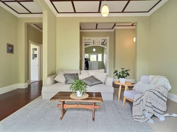 14 Russell Street Otane_5