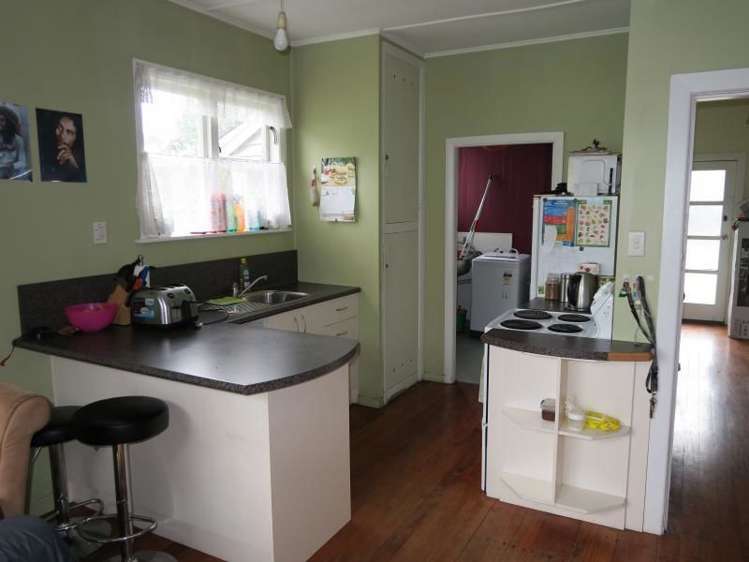 210 Wainui Road Kaiti_1