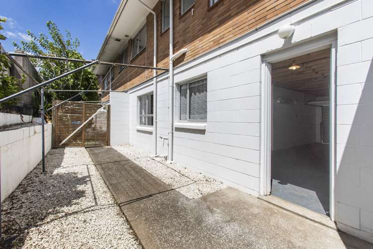 2/44 Campbell Road Onehunga_10