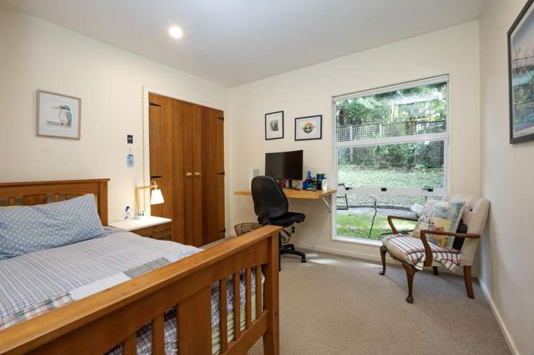 156 Piha Road Piha_24