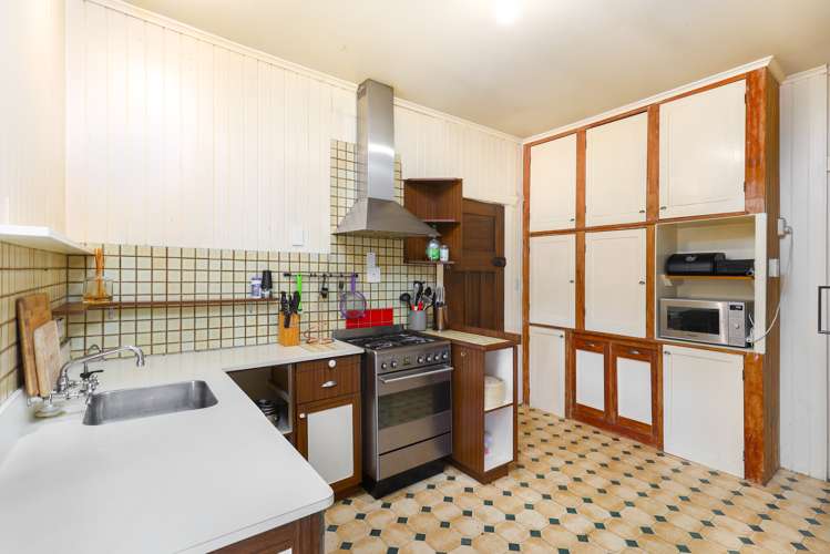 14 Murphy Street Toi Toi_1