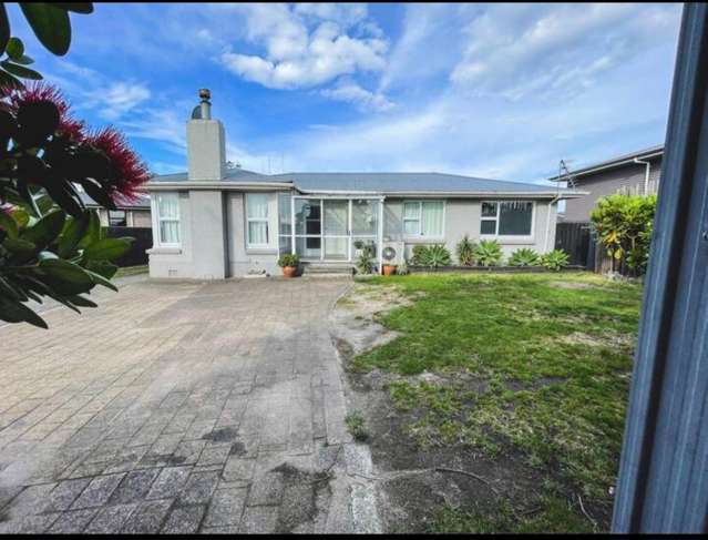Fully Furnished on Maunganui