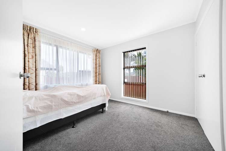 7 Sutton Crescent Papakura_10