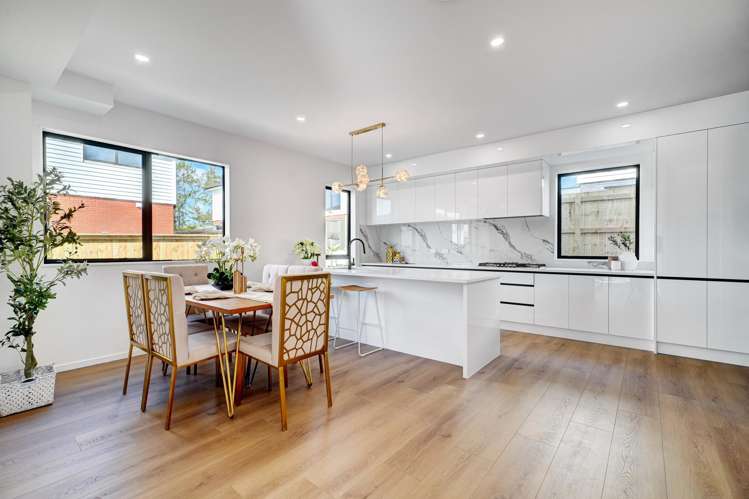 12 Parehua Lane Swanson_10