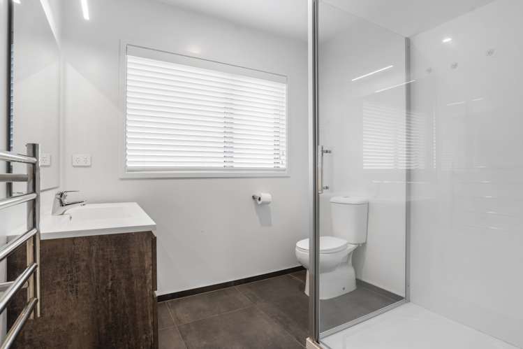 7 Ringi Lane Orewa_23