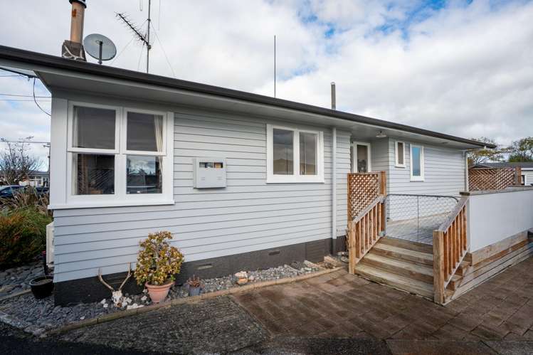 42 Irvine Street_4