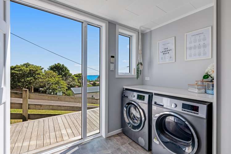 6 Kauri Road Stanmore Bay_13