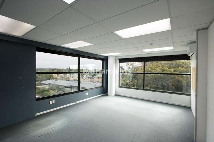 Office 5/46 Taharoto Road Takapuna_7