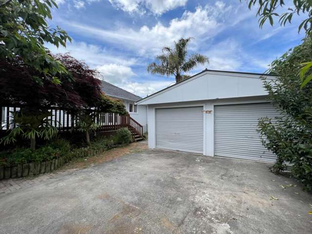 17 Brookfield Road Te Atatu Peninsula_1