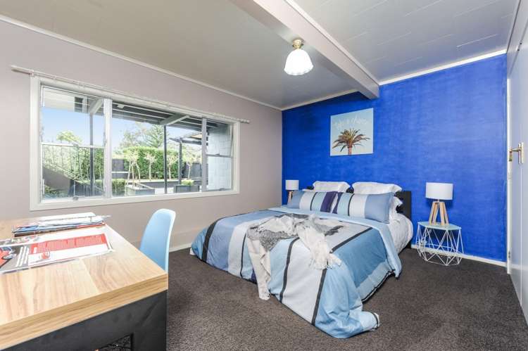 13 Bayside Avenue Te Atatu Peninsula_11