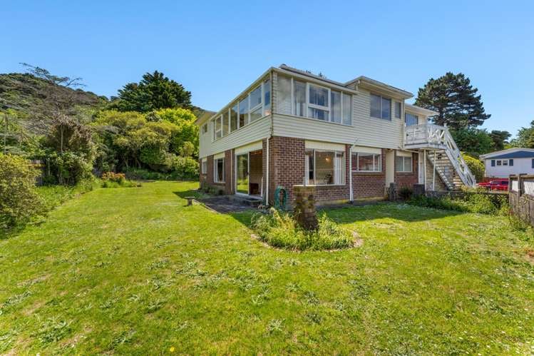 7 Harlow Grove Wainuiomata_21