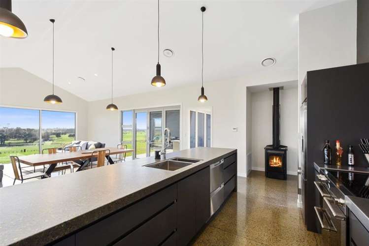 9 Maple Lane Martinborough_1