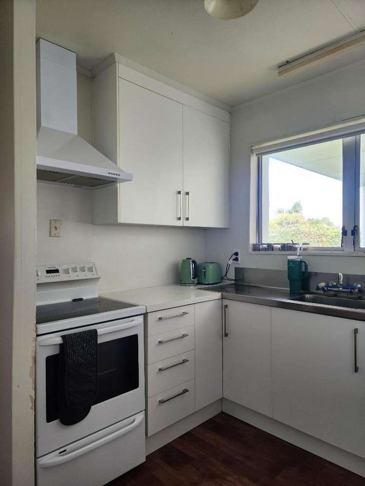 12a Pitcairn Street Oakura_7